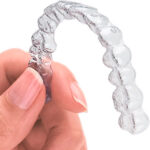 Alinhadores Invisíveis (Invisalign e Clear Correct)